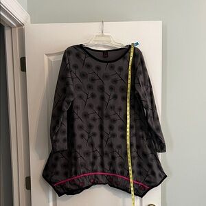 Black and Pink Patterned Dress Allergy Simplement  1X